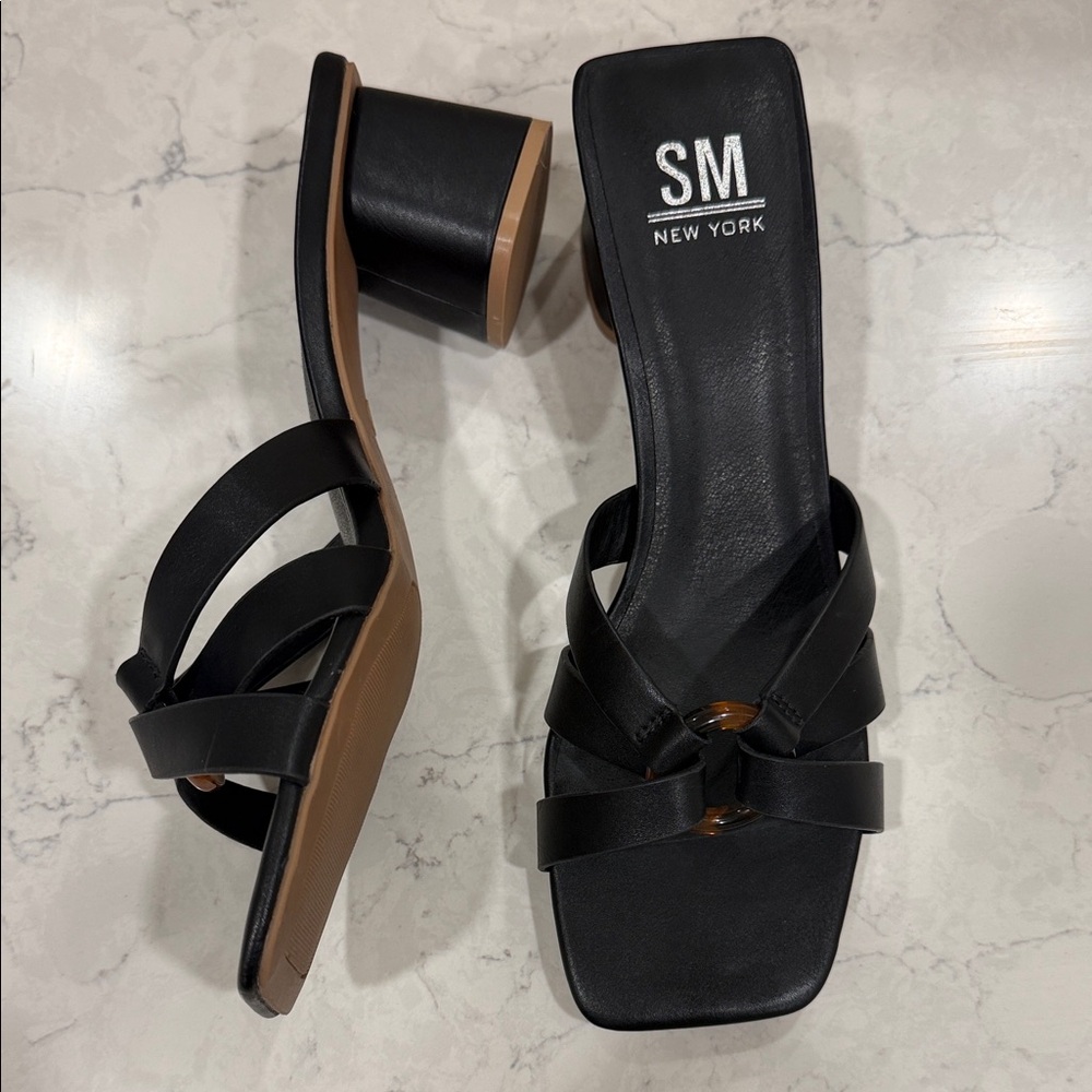 SM New York Black Leather Knot Slide Mules with Tortoiseshell Ring size 8.5
